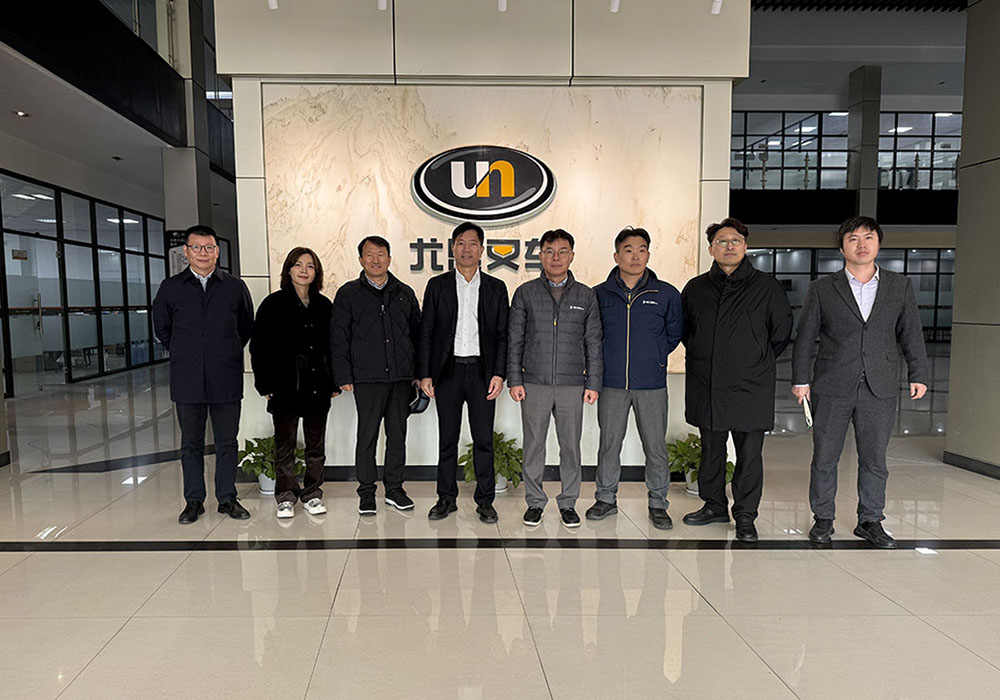 شركة تشجيانغ الأمم المتحدة للرافعات الشوكية المحدودة.